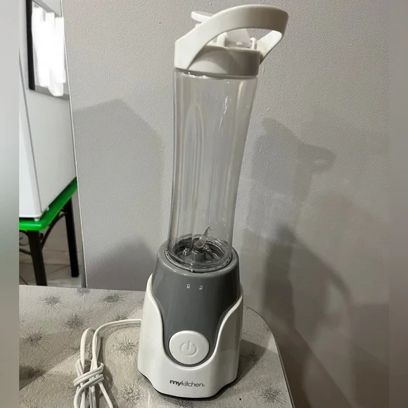 Mixer bottle - Picture 2 of 3